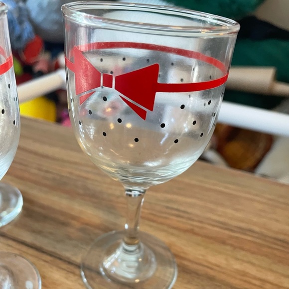 MCM Barware. Set of 4 wine glasses. EUC! - Picture 4 of 8